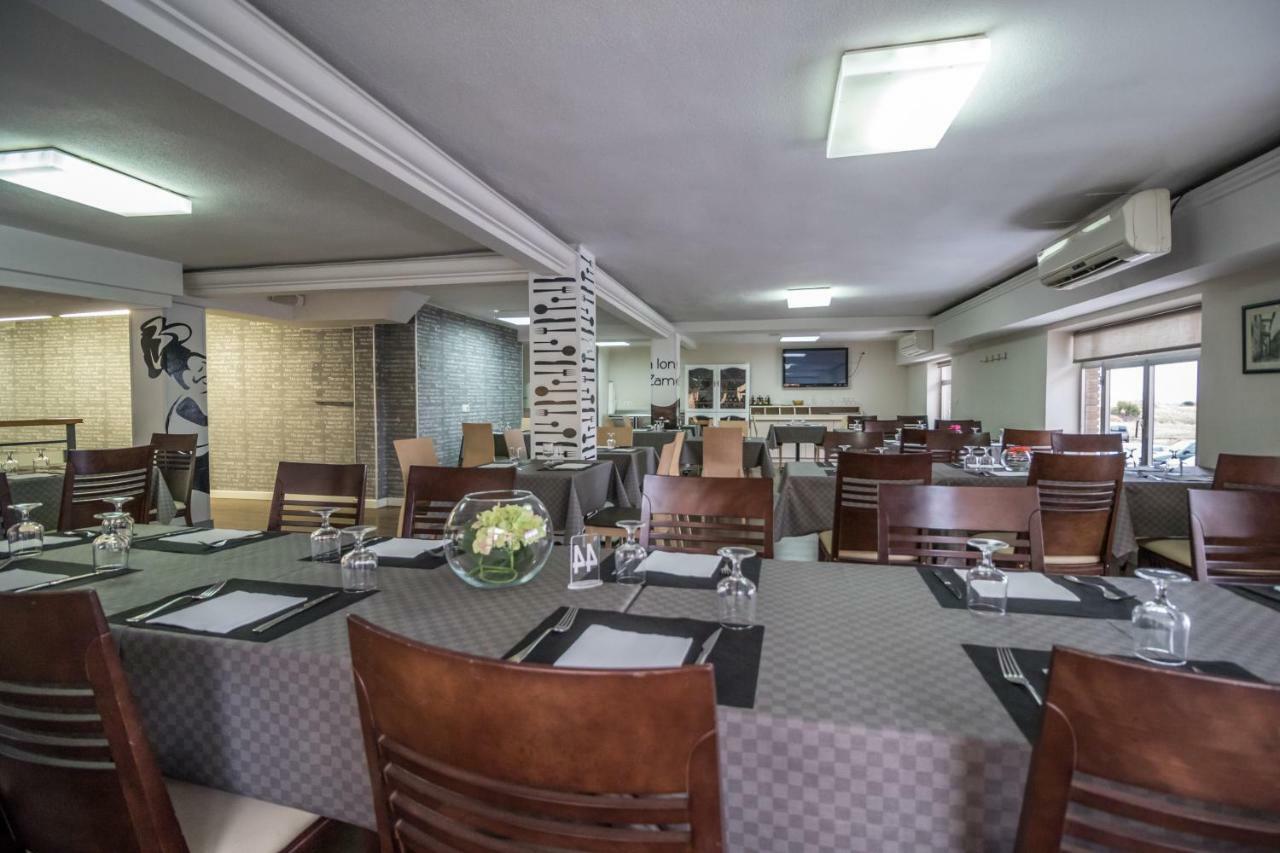 Pension Oasis Zamora Dış mekan fotoğraf